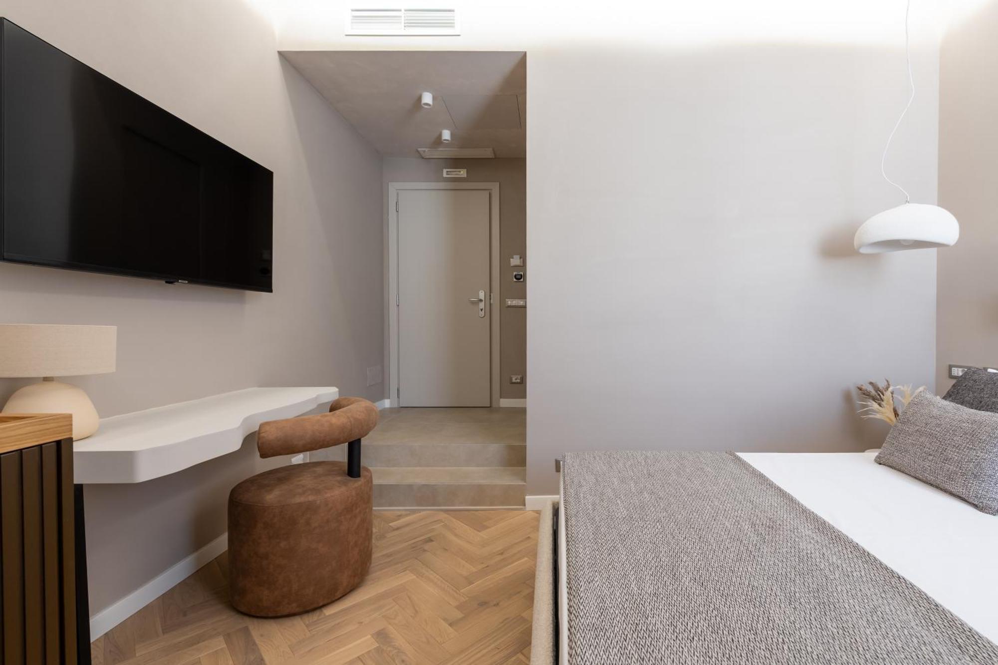 Duomo Collection Hotel Milan Exterior photo